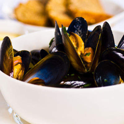 Creamy Stuffed Mussels