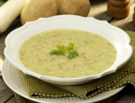 Potage d’endives parfumé à l’huile de noix