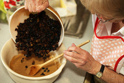 Bread Pudding with Mixed Berries