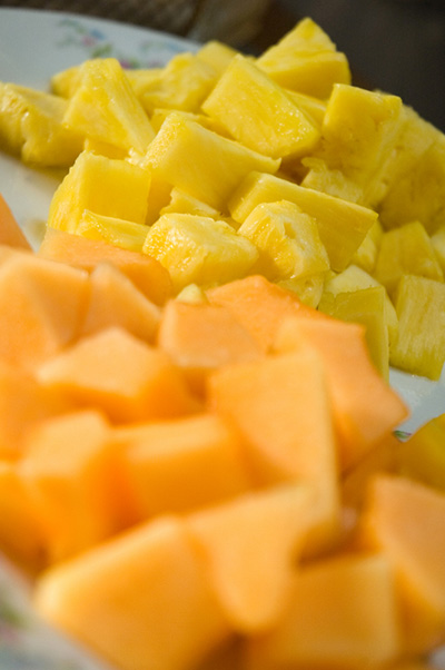Grilled Mango and Pineapple Salad