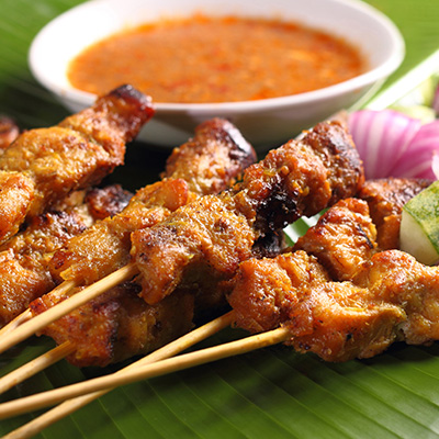 Chicken Satay with Peanut Sauce