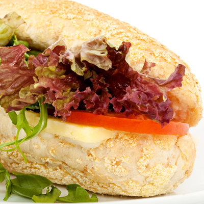 Sous-marins au steak et au camembert