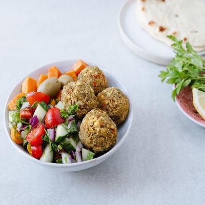 Vegan Mediterranean Falafel Bowl