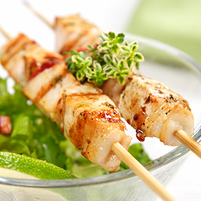 Chicken Kabobs with Yogurt Sauce