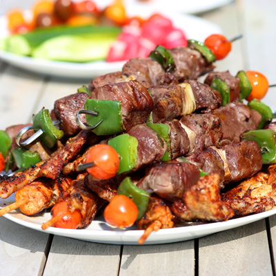 Beef Brochettes with Barbecue Sauce