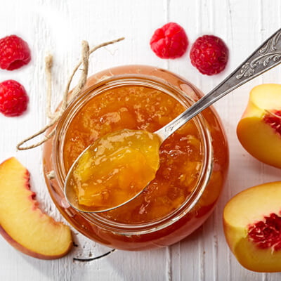 Spicy Raspberry-Peach Chutney