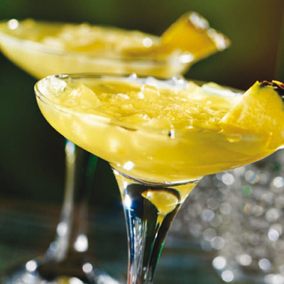 Cocktail aux ananas et à la noix de coco