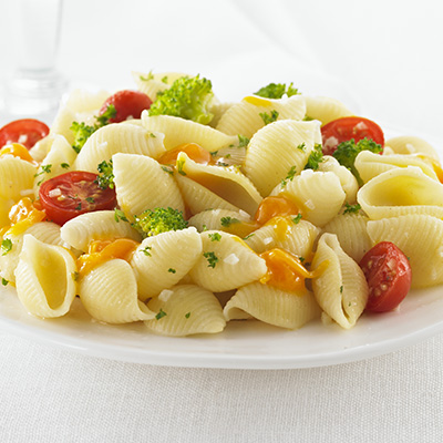 Shells with Broccoli, Tomatoes and Cheese
