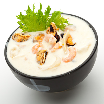 Saffron-Flavoured Cream of Oyster Soup