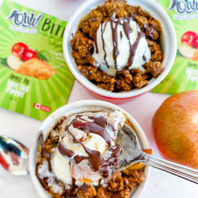 5 Minutes Apple Pie Crumble with Vegan Vanilla Ice Cream