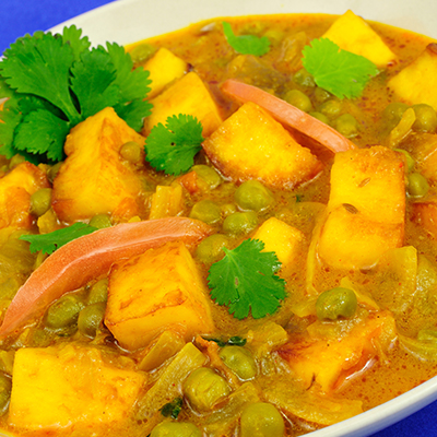 Creamy Vegetable and Potato Curry