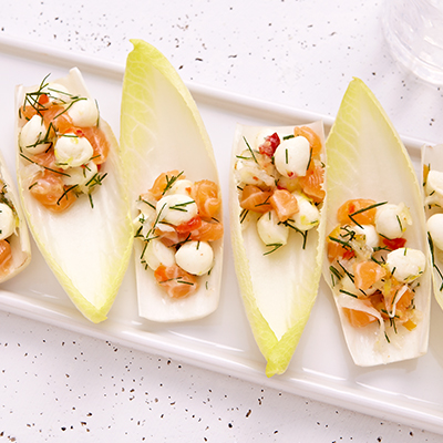 Endives au Bocconcini, saumon et fenouil