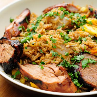 Filet de porc aux légumes et aux épices orientales cuit en papillote