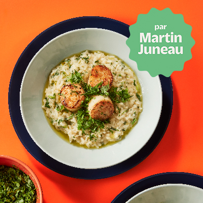 Médaillons de pétoncles à la poêle sur risotto aux herbes
