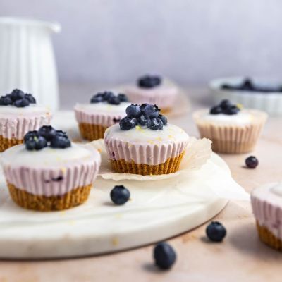 Mini No-Bake Blueberry Cheesecakes