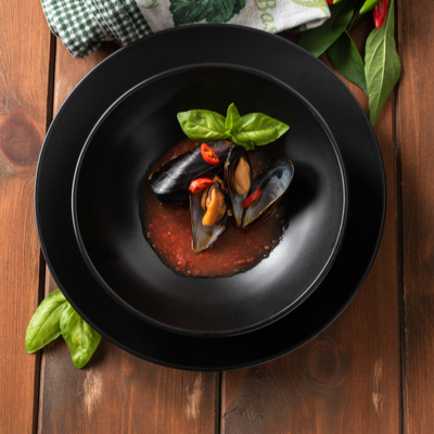 Mussels with Basil and Limess Mussels with Basil and Limes