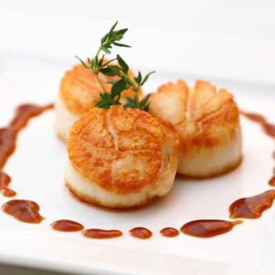 Scallops with coriander