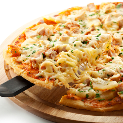 Salsa, Spinach and Chicken Pizza