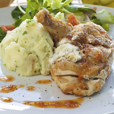 Chicken with goat cheese and apple sauce