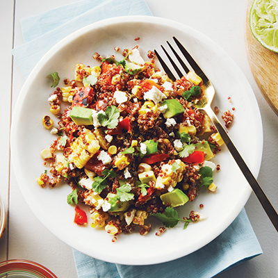 Quinoa au maïs et aux poivrons rouges grillés