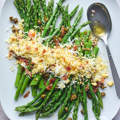 Asparagus Salad with Grated Egg and Capers