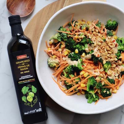 Salade de brocoli à l'arachide
