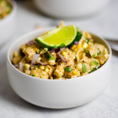 Salade de pâtes au maïs à la mexicaine (elotes)