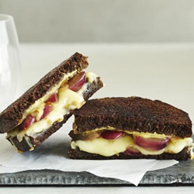 Grilled Cheese with Grapes and Garlic