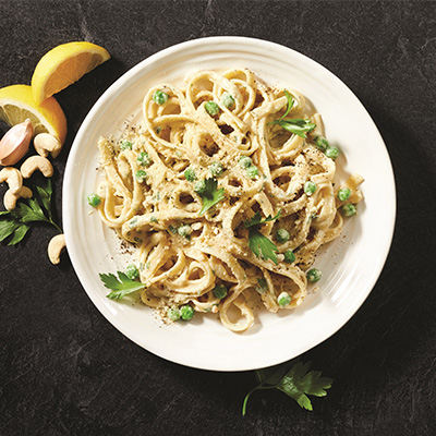 Easy Vegan Roasted Garlic Alfredo