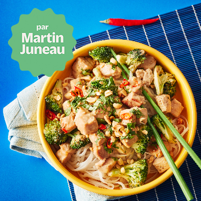 Sauté de longe de porc et brocolis rôtis, sauce maison aux arachides