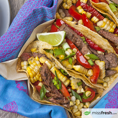 Tacos de steak avec chimichurri et riz à la lime