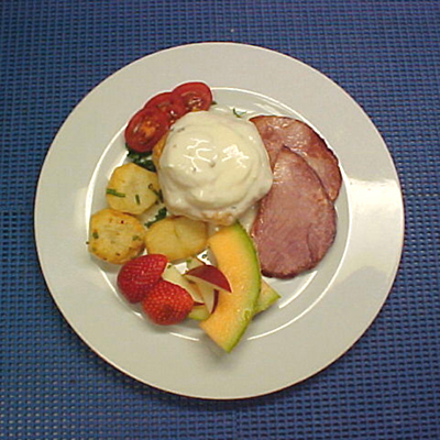 Oeufs pochés sur vol-au-vent, sauce Alfredo